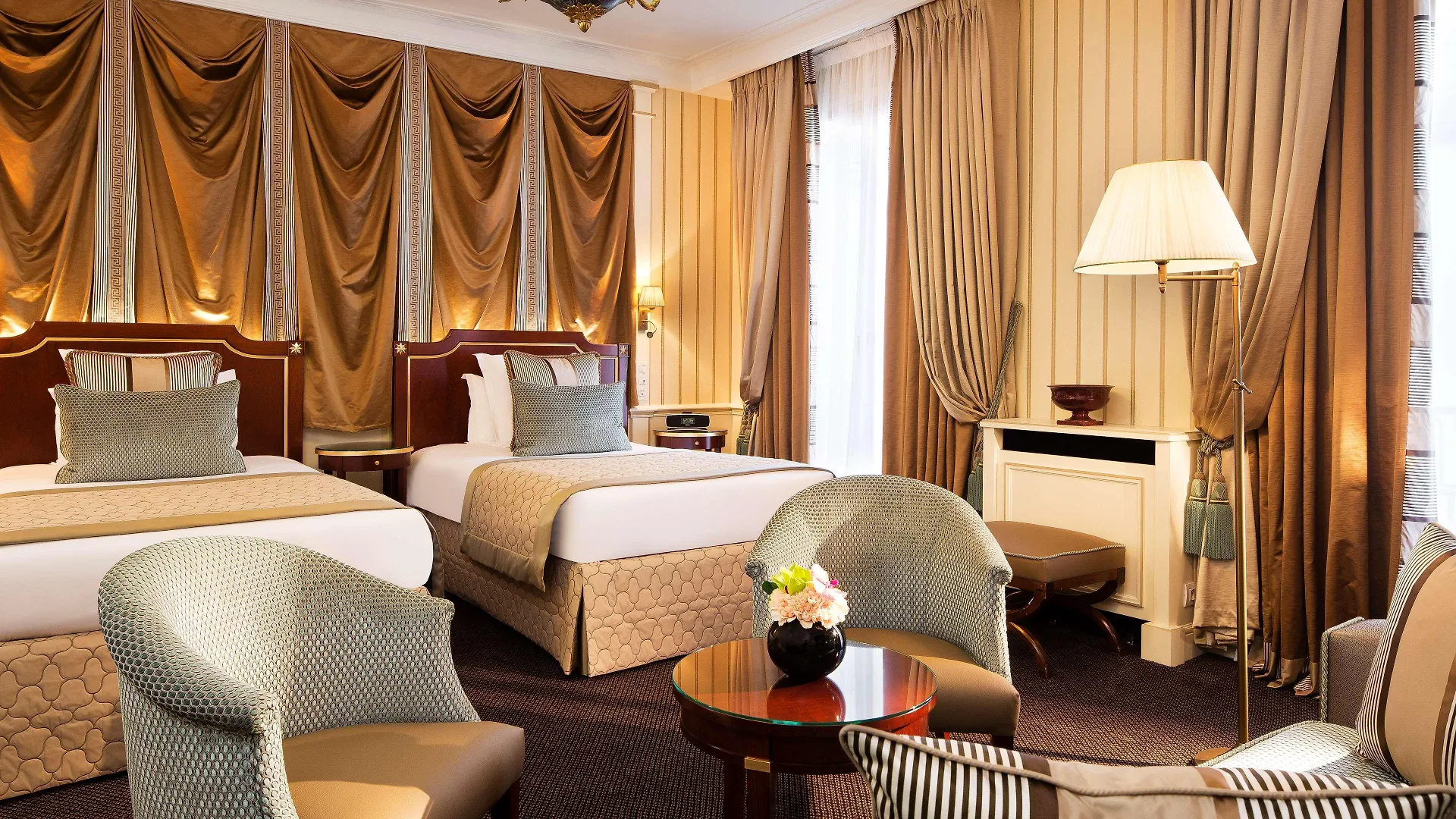 *****  Hotel Napoleon Paris France