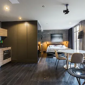  Apartment Cmg