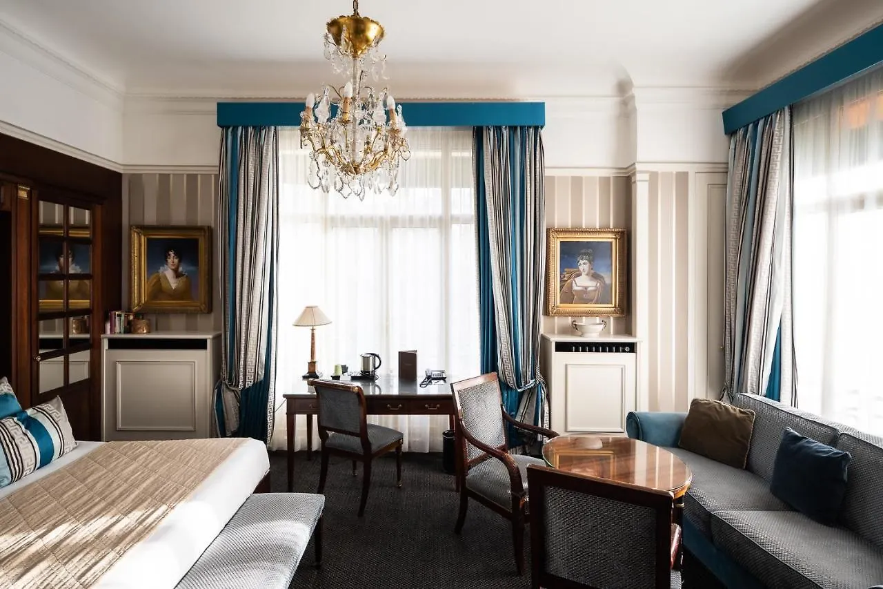 Hotel Napoleon Paris 5*,