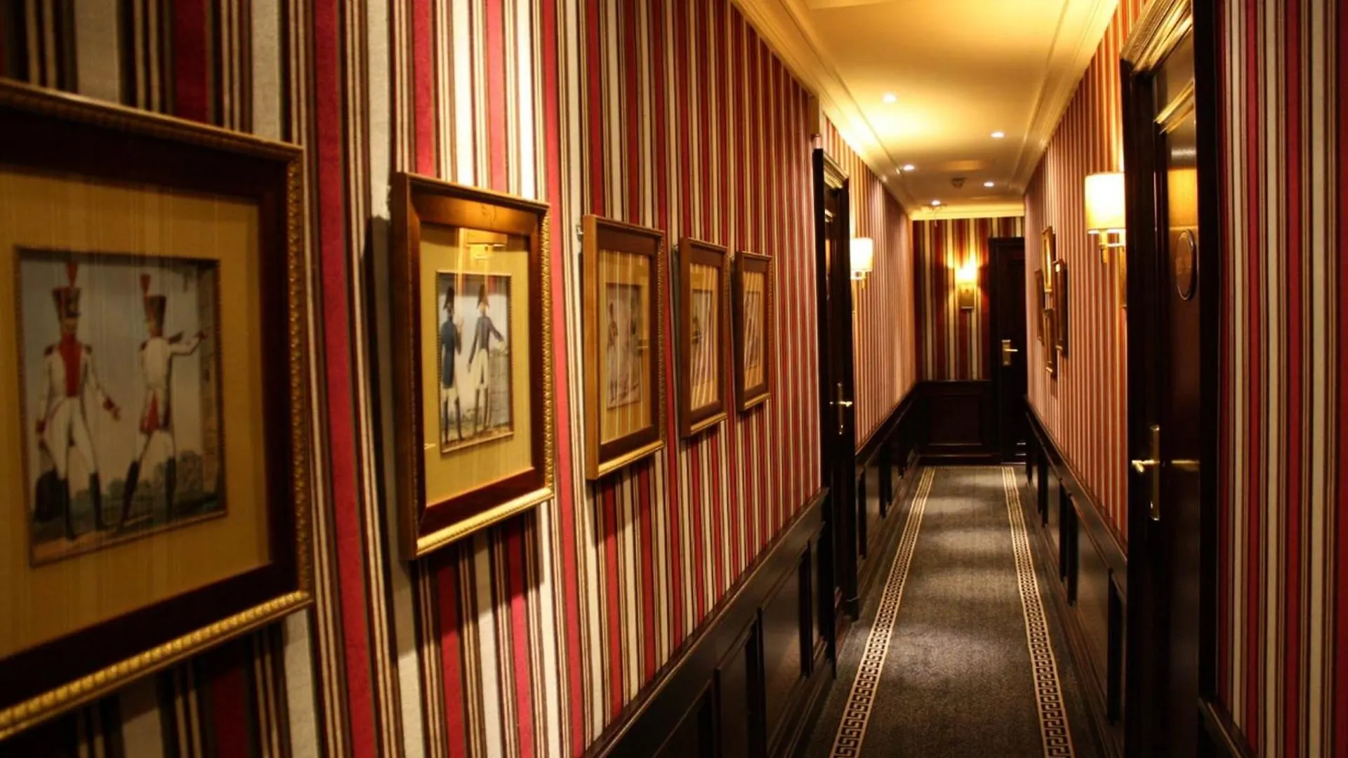 Hôtel Napoleon Parigi Hotel