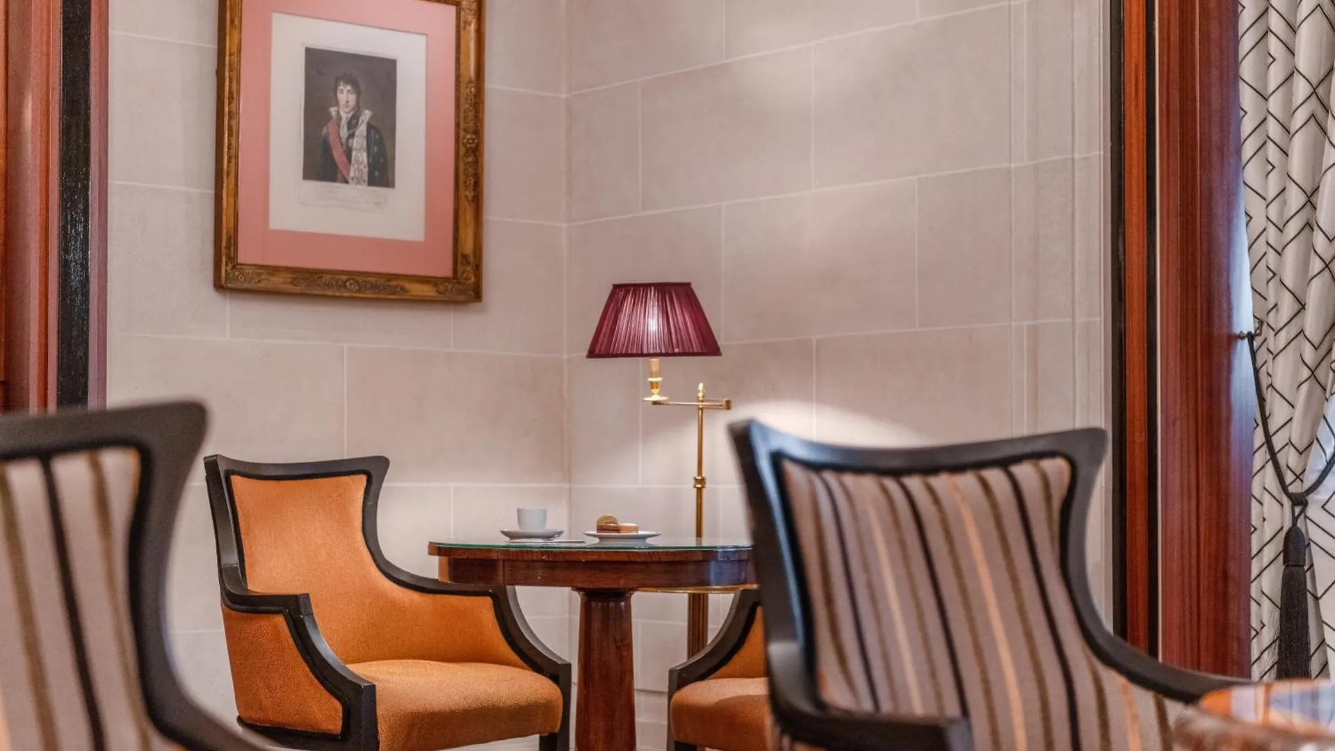 Hôtel Napoleon Parigi Francia