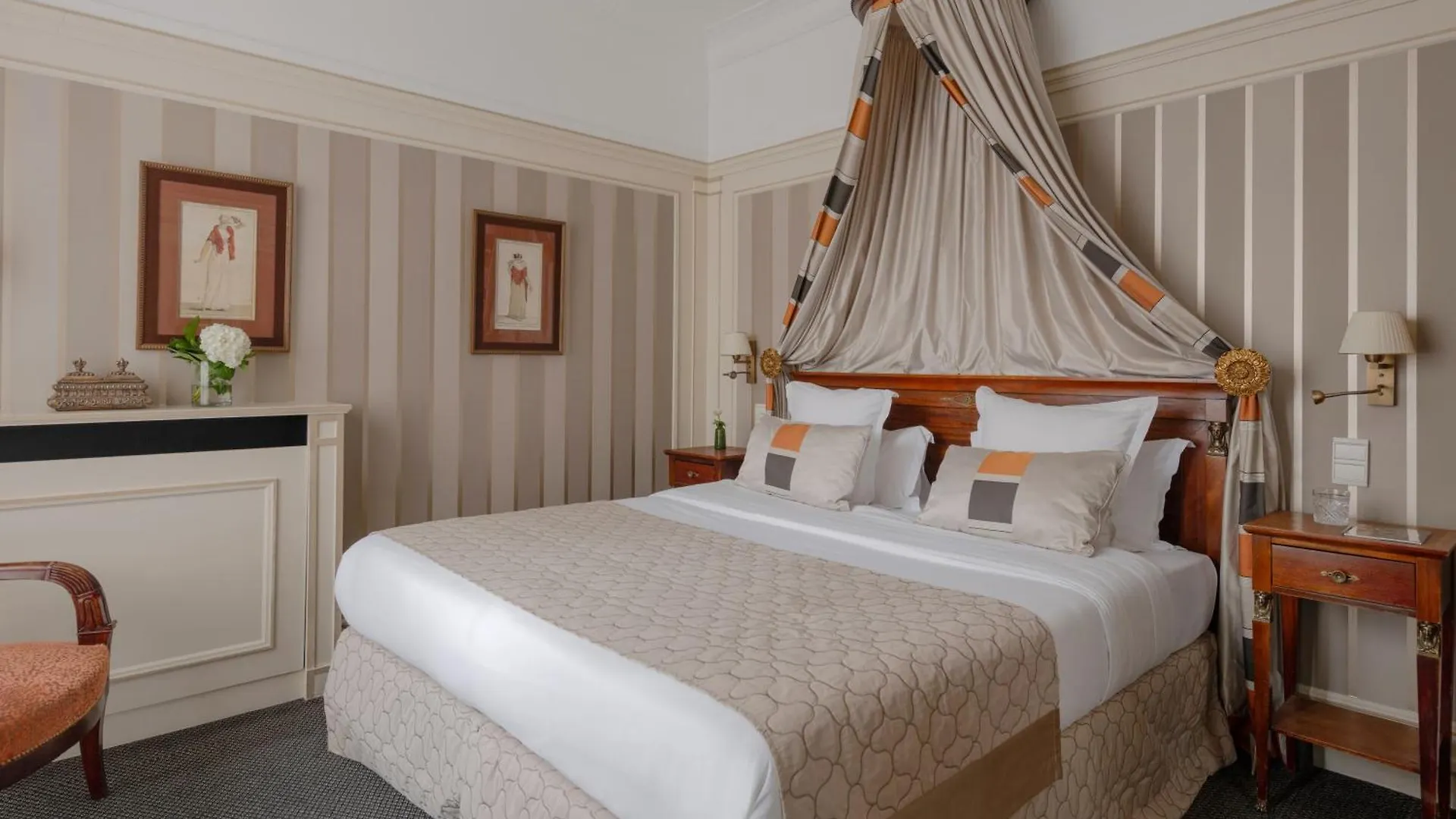 Hotel Hôtel Napoleon Parigi