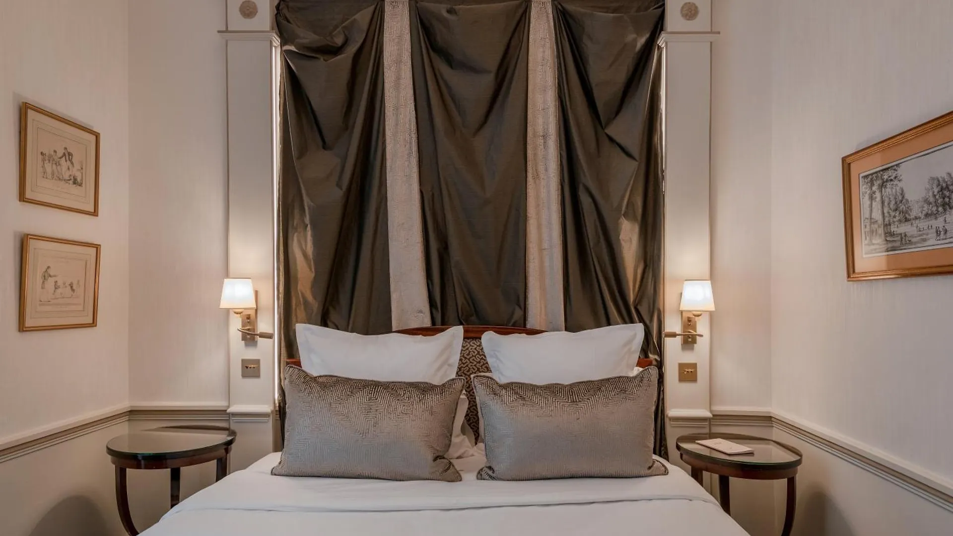 Hôtel Napoleon Parigi Francia