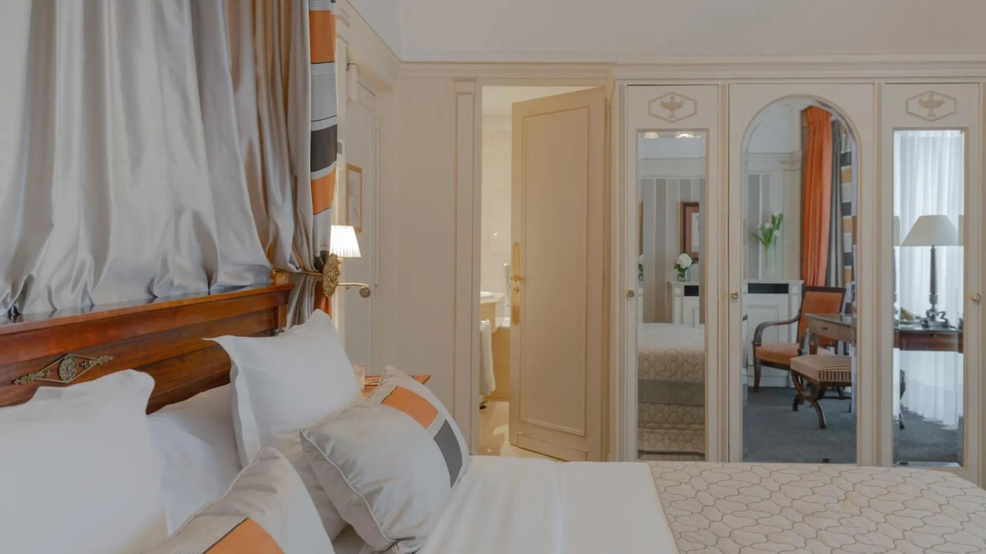 Hotel Napoleon Paris