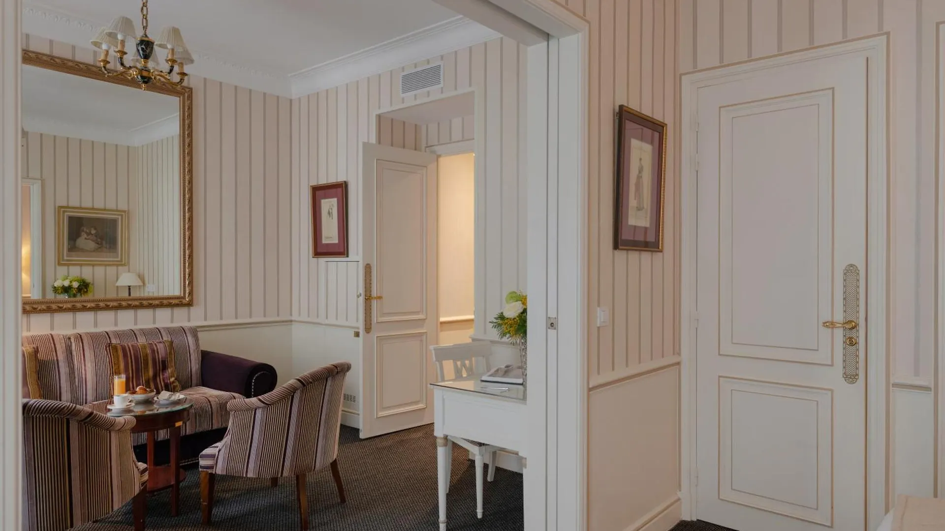 Hôtel Napoleon Parigi 5*,  Francia