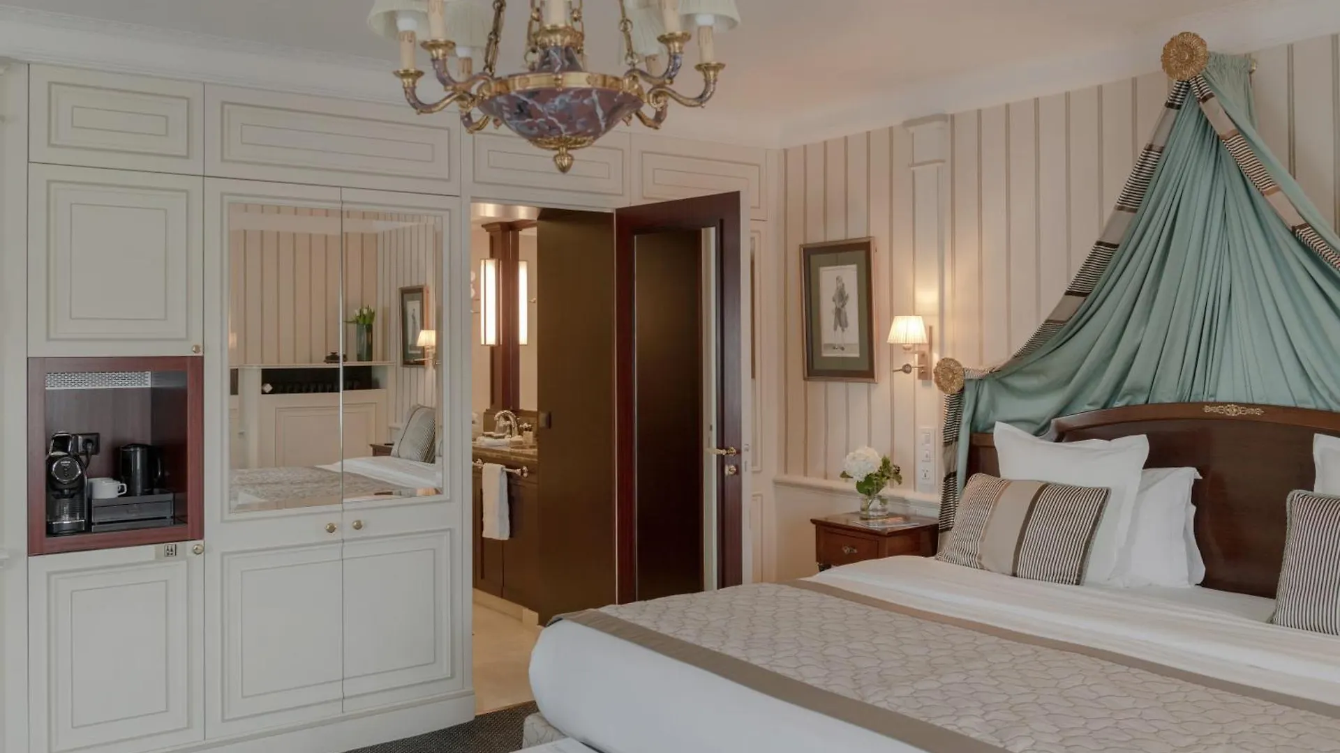 Hôtel Napoleon Parigi 5*,